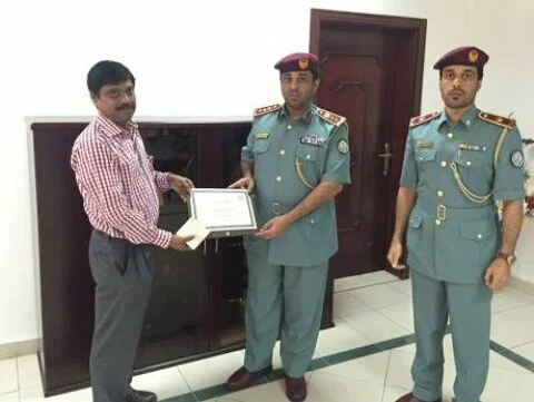 Honest man rewarded by Sharjah Police; Man returns more than Dh10,000