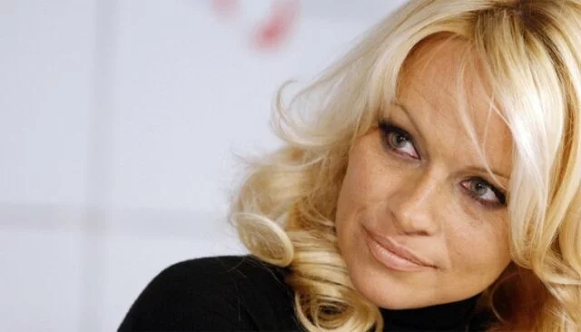 Pamela Anderson banned from Sam Simon's funeral?