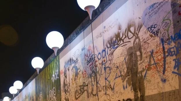 Germany marks 25 years since Berlin Wall's fall