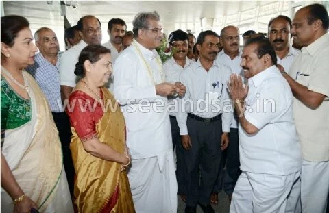 Dr.Veerendra Heggade receives a grand welcome