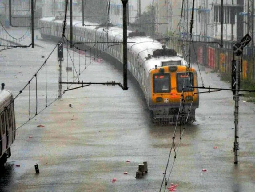 Mumbai rains: trains rescheduled