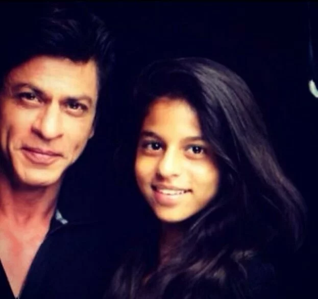 Shah Rukh Khan’s daughter Suhana gives him an acting lesson!