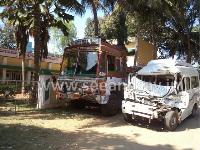 Granite laden lorry collides with tempo