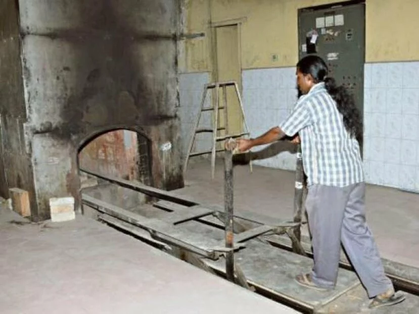 Kalpalli crematorium breaks down
