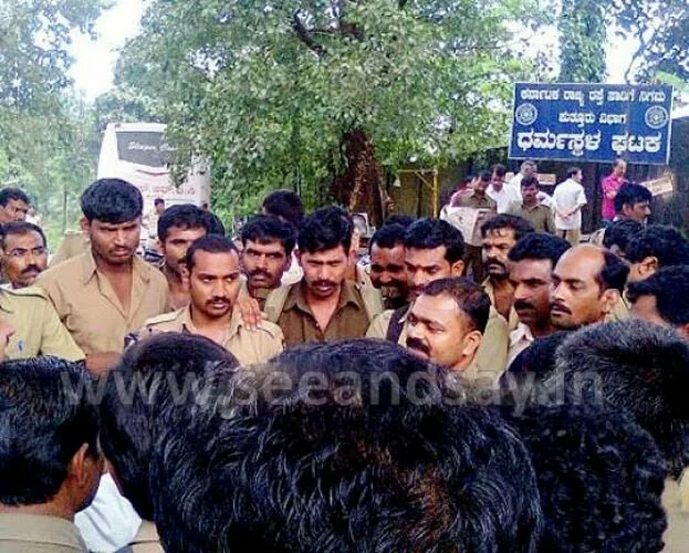 Assault on bus driver: KSRTC drivers and conductors go on strike