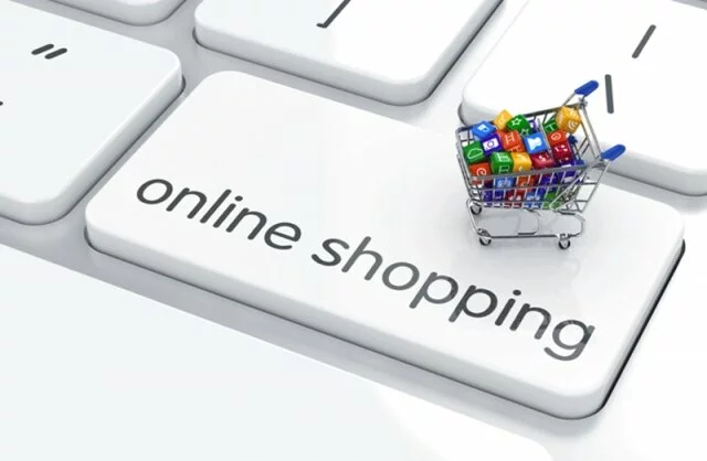 Maharashtra govt considers RSS arm's demand to ban online shopping websites