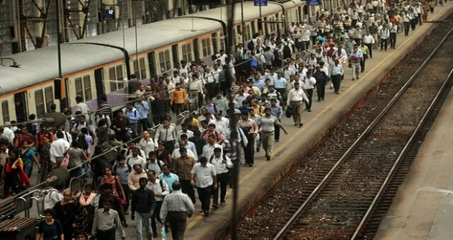 Commuters go on rampage, suburban services stalled for six hours
