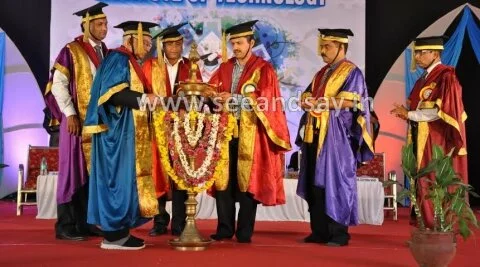 Convocation at Dr.M.V.Shetty College