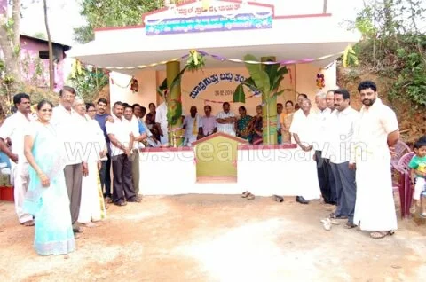 Happy passengers: gets new bus stop