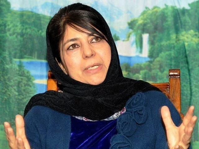 Mehbooba hints at not being averse to BJP