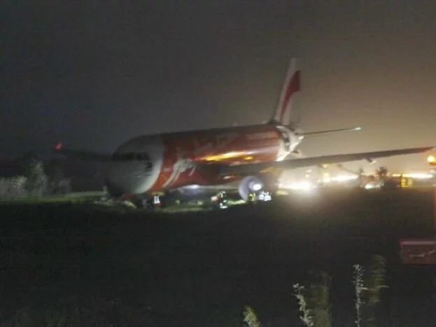 AirAsia plane with 159 aboard overshoots Philippine runway