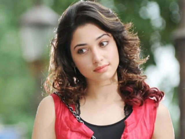 Tamannaah Frustrated With Directors Offering Her Lip Lock Scenes?