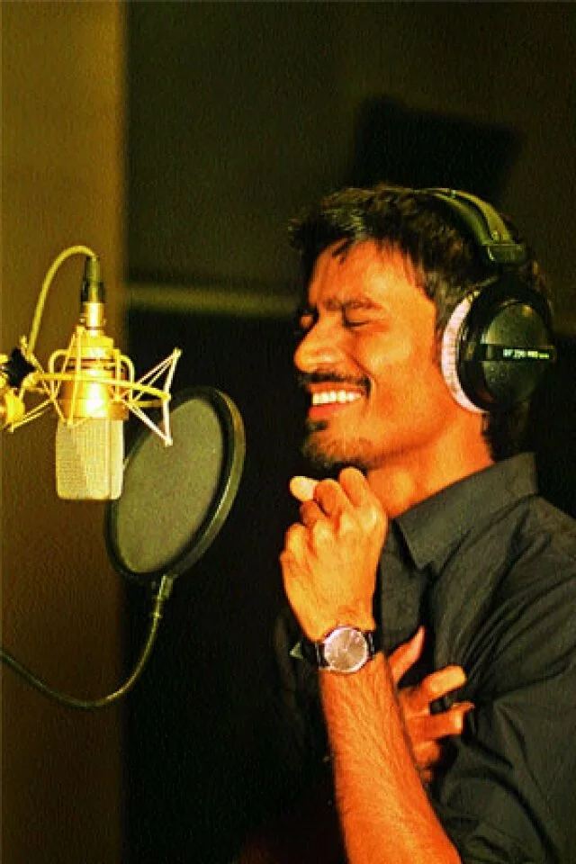 Dhanush is all set to enter Sandalwood