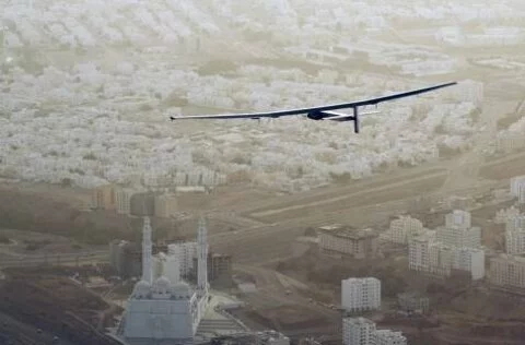 Solar-powered plane Solar